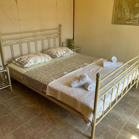 Guesthouse Kaliepia Ierissos Dış mekan fotoğraf