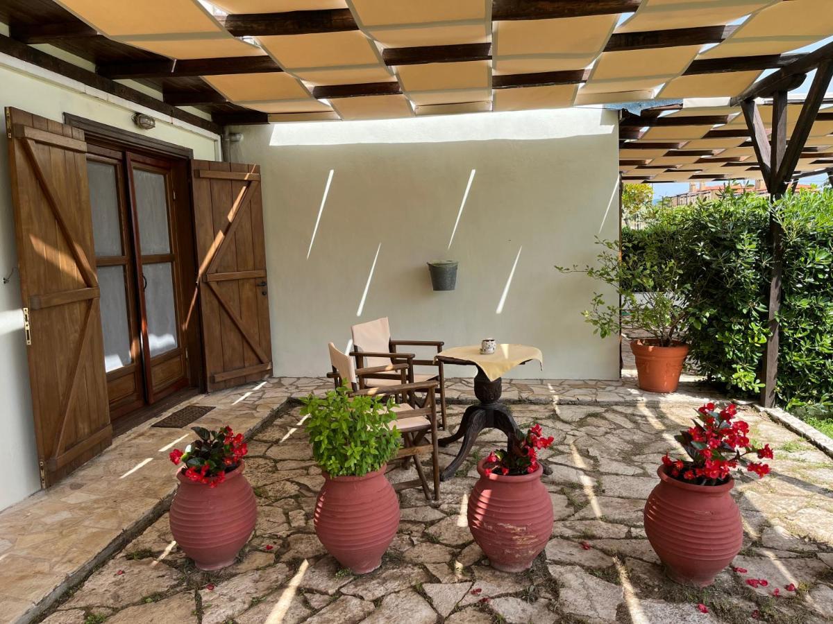 Guesthouse Kaliepia Ierissos Dış mekan fotoğraf