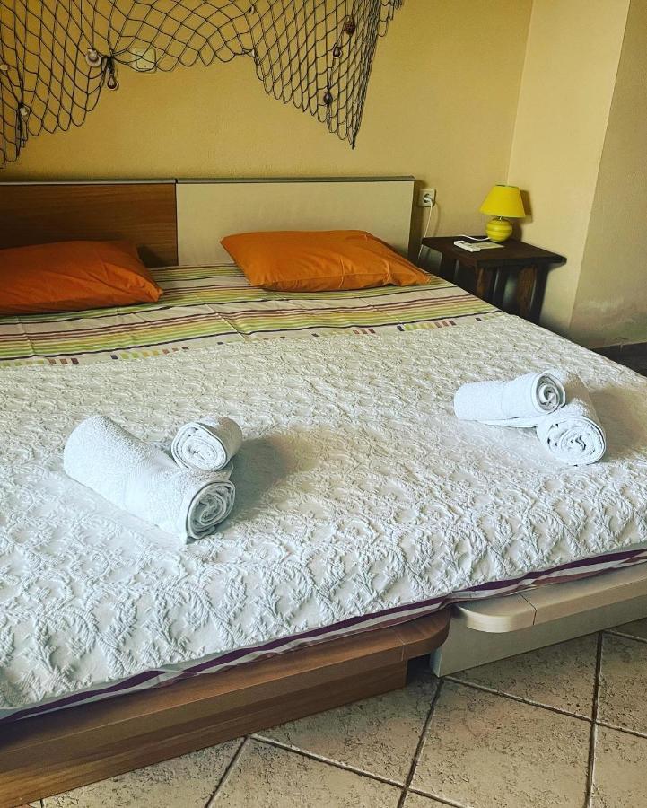 Guesthouse Kaliepia Ierissos Dış mekan fotoğraf