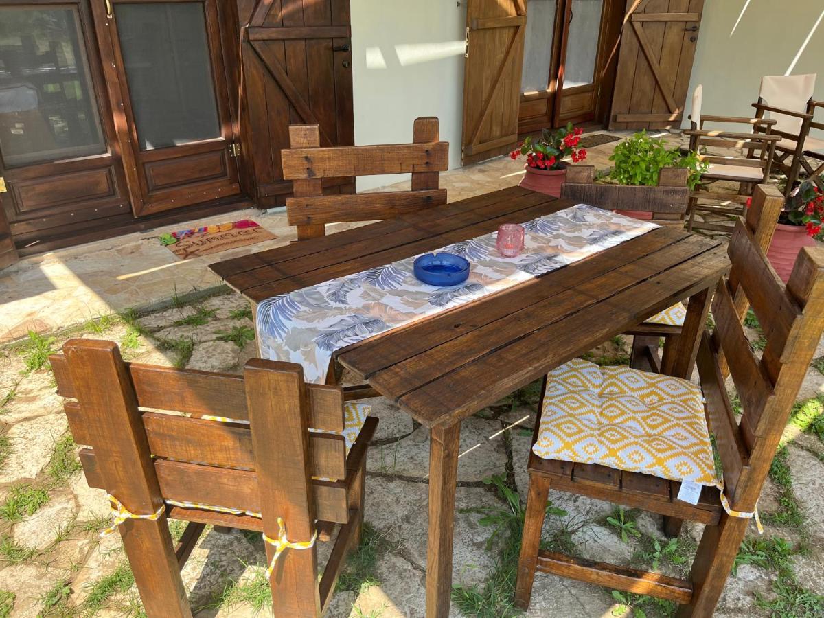 Guesthouse Kaliepia Ierissos Dış mekan fotoğraf