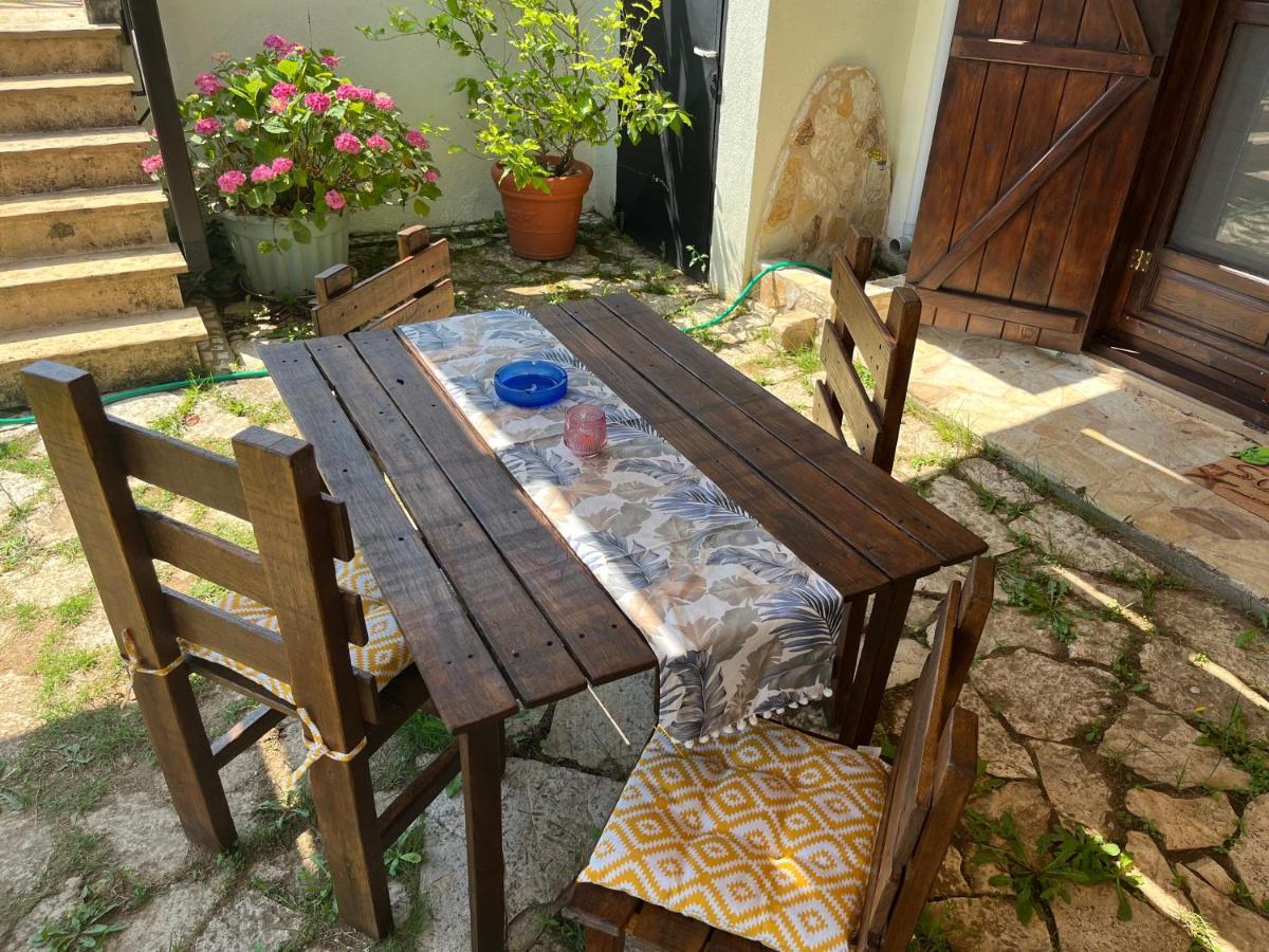 Guesthouse Kaliepia Ierissos Dış mekan fotoğraf